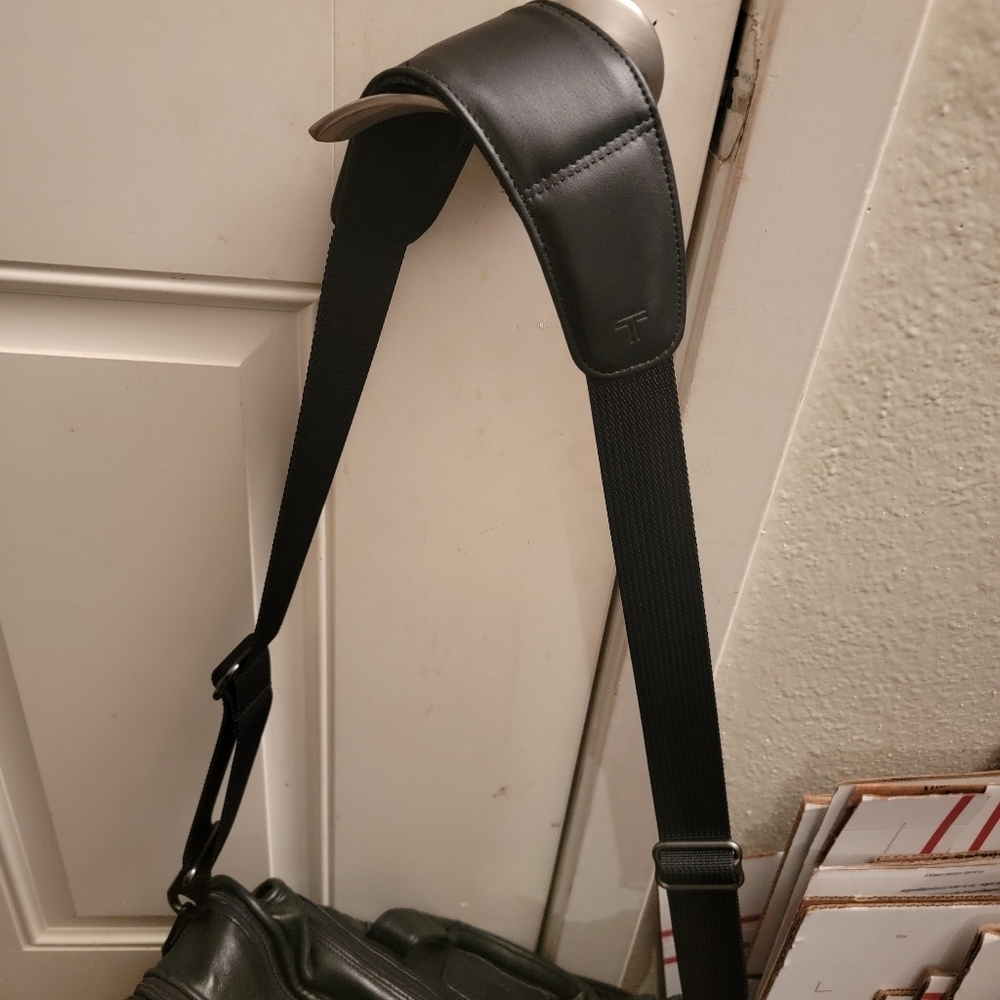 Tumi briefcase bag - Picture 11 of 16